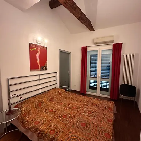 Sweet San Vitale 47 *