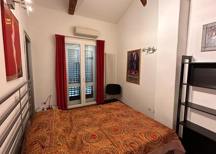 Sweet San Vitale 47 아파트 *